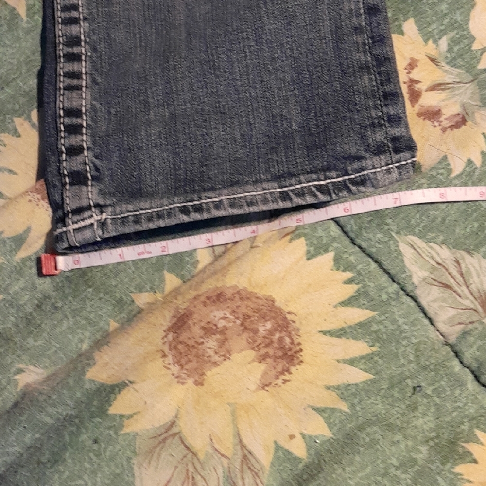 Vigoss Blue Cropped Ankle Jeans with Vintage Faded Style - Picture 12 of 12